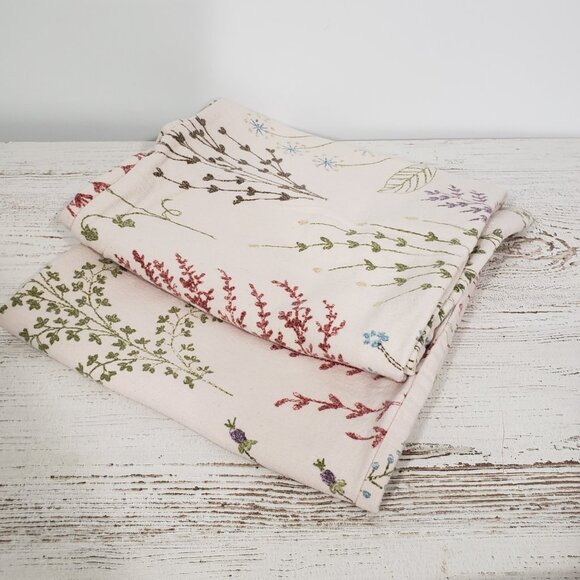 LL Bean  Wildflower Floral Flannel Pillowcases Pair   great pre-owned condition - Picture 1 of 6